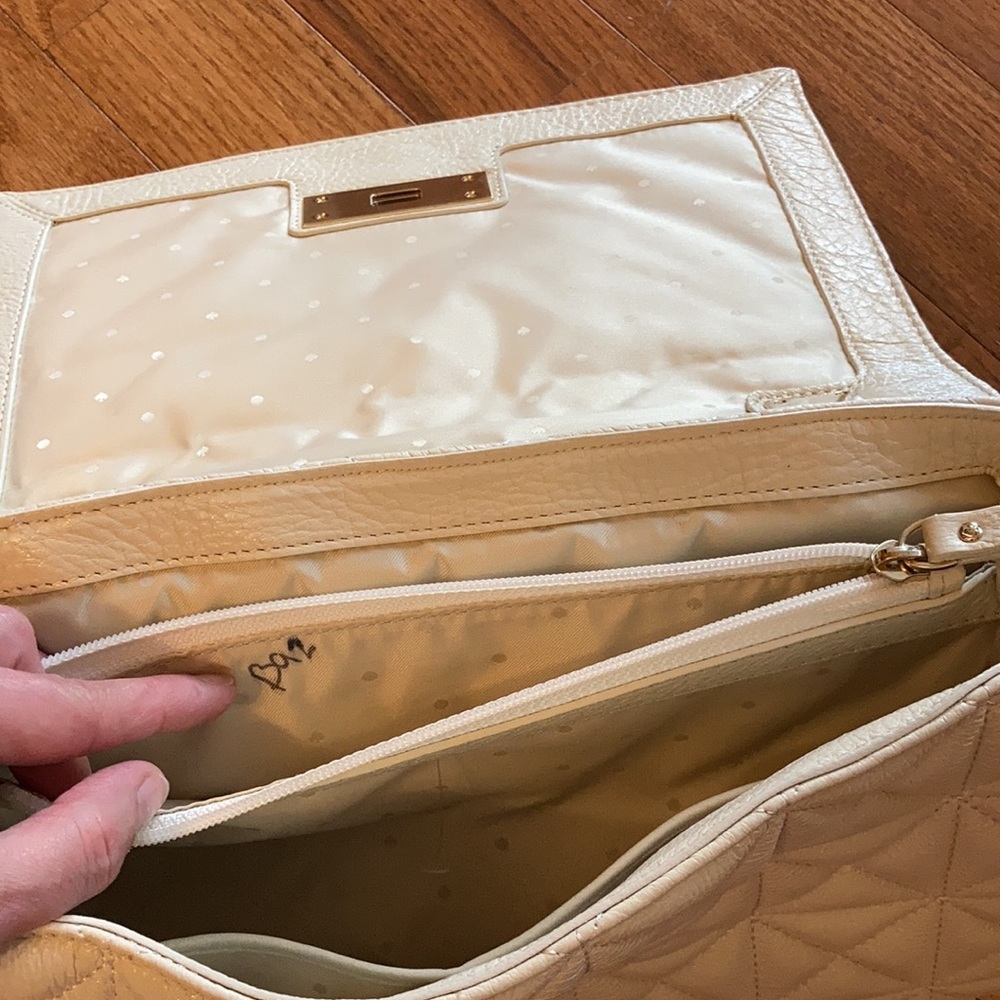 Kate Spade quilted creme leather purse - Picture 8 of 8